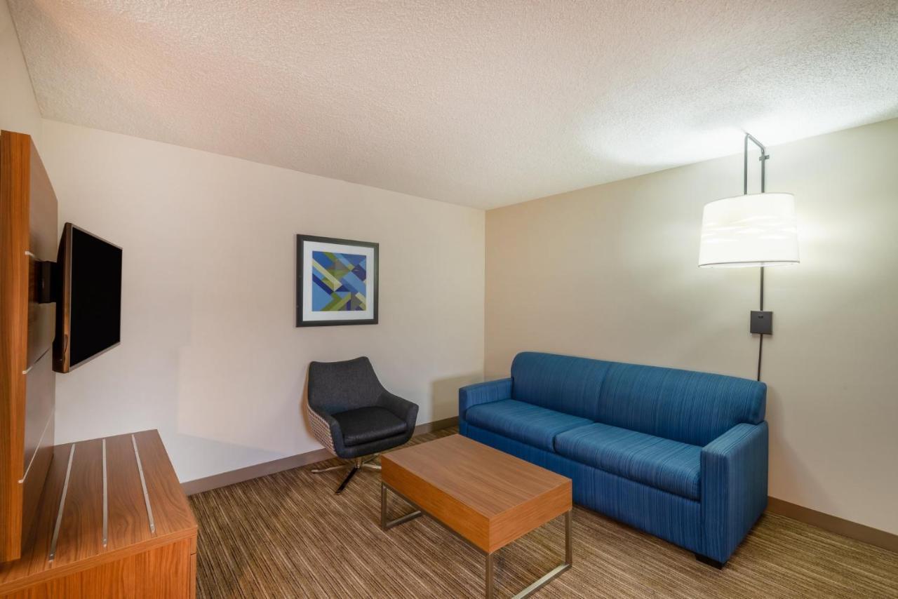 Holiday Inn Express Vermilion By Ihg Exterior foto